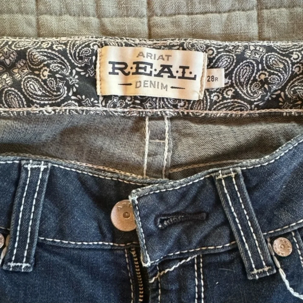 Ariat REAL Straight Leg Jeans - Picture 6 of 7